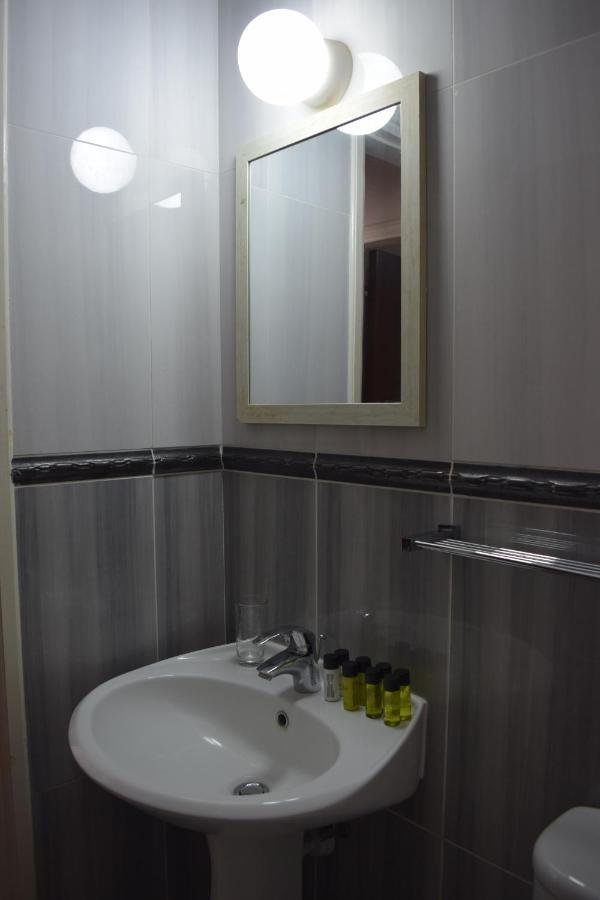 Eden Heights Sea View Apartment 502 - By Imh Travel & Tours Paphos Exterior foto